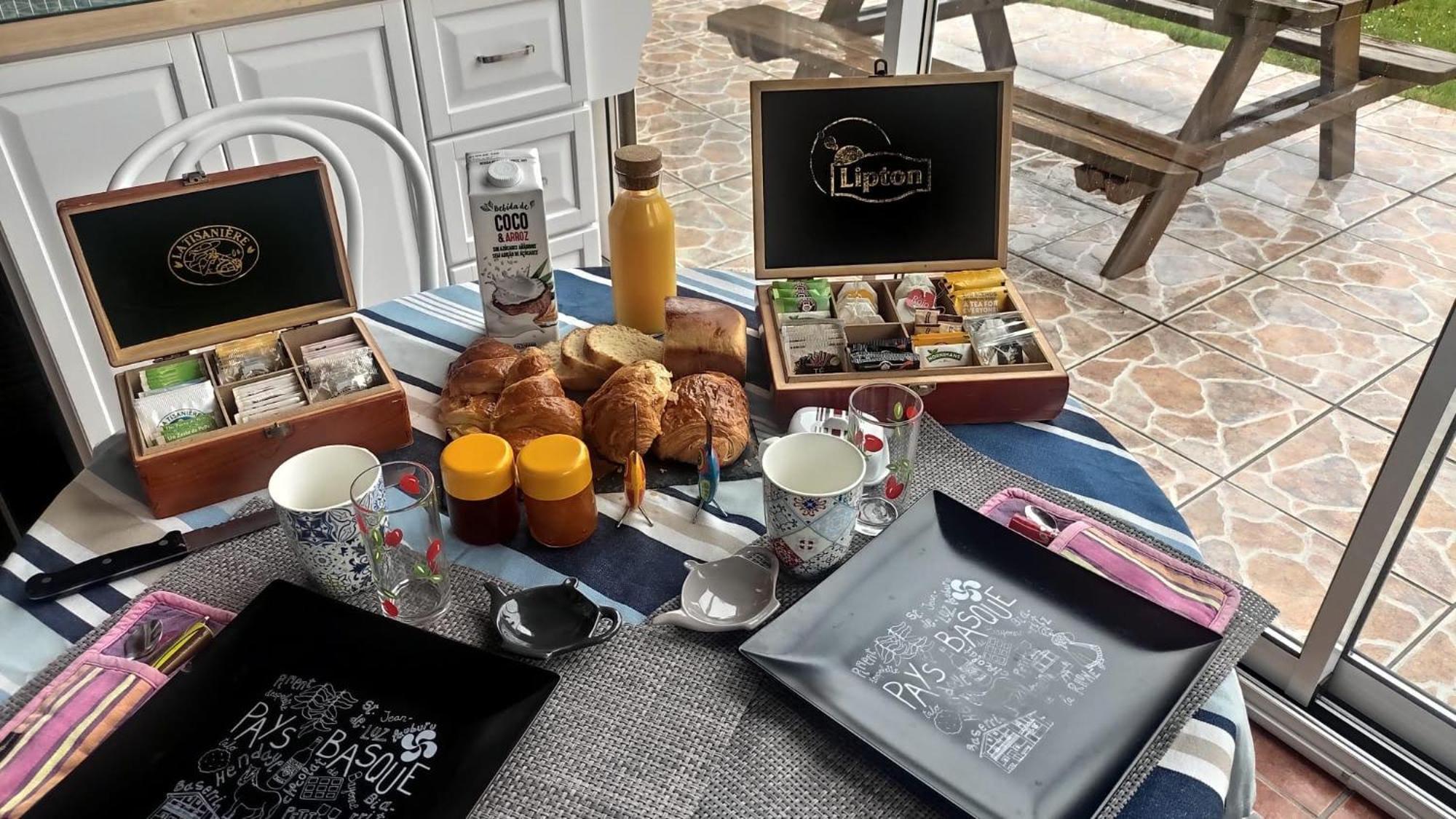 Chambre Et Petit Dejeuner A Socoa Urrugne Exterior foto